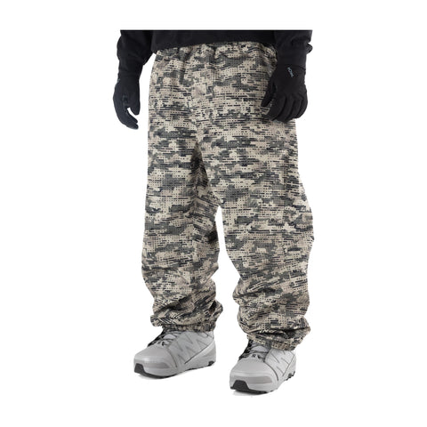 Howl Nowhere Pant in Camo – front