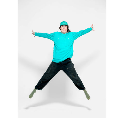 Line Onward 5-Panel