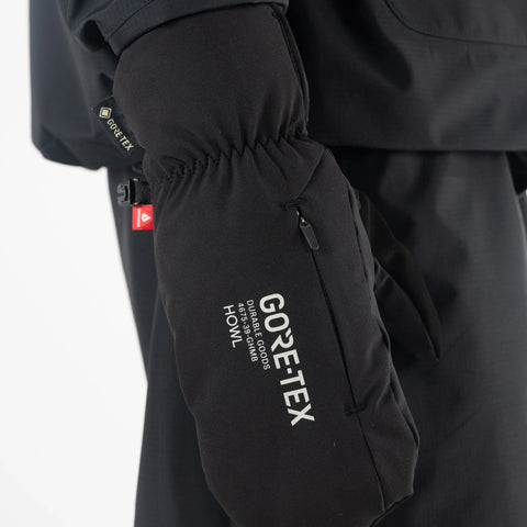 Howl Pocket GORE-TEX Mitt in Black – on hand