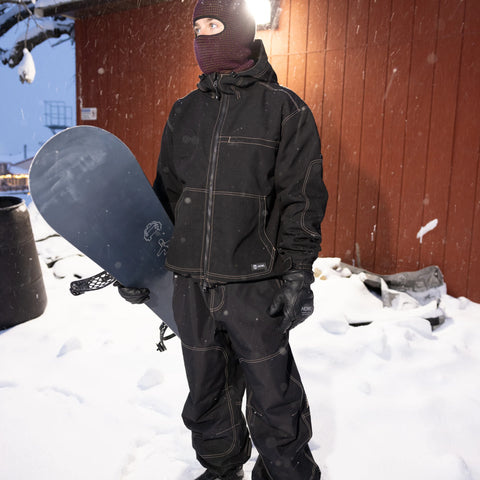 Howl Public Workwear Pant in Black – on snow