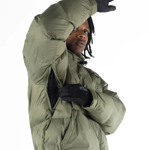 Howl Puffy Jacket in Army – detail